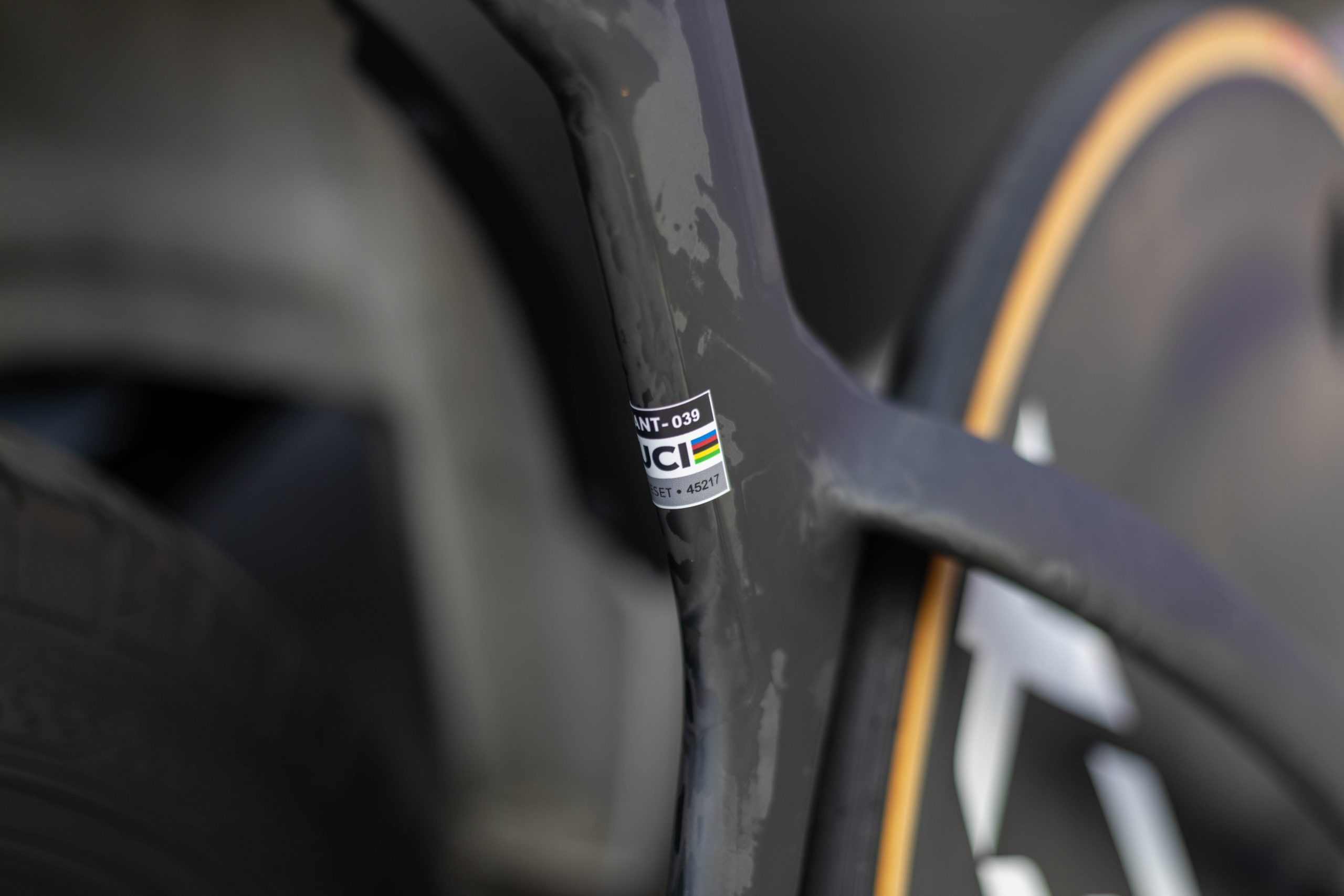 Ben O'Connor Giant Trinity Tour de France time trial bike.