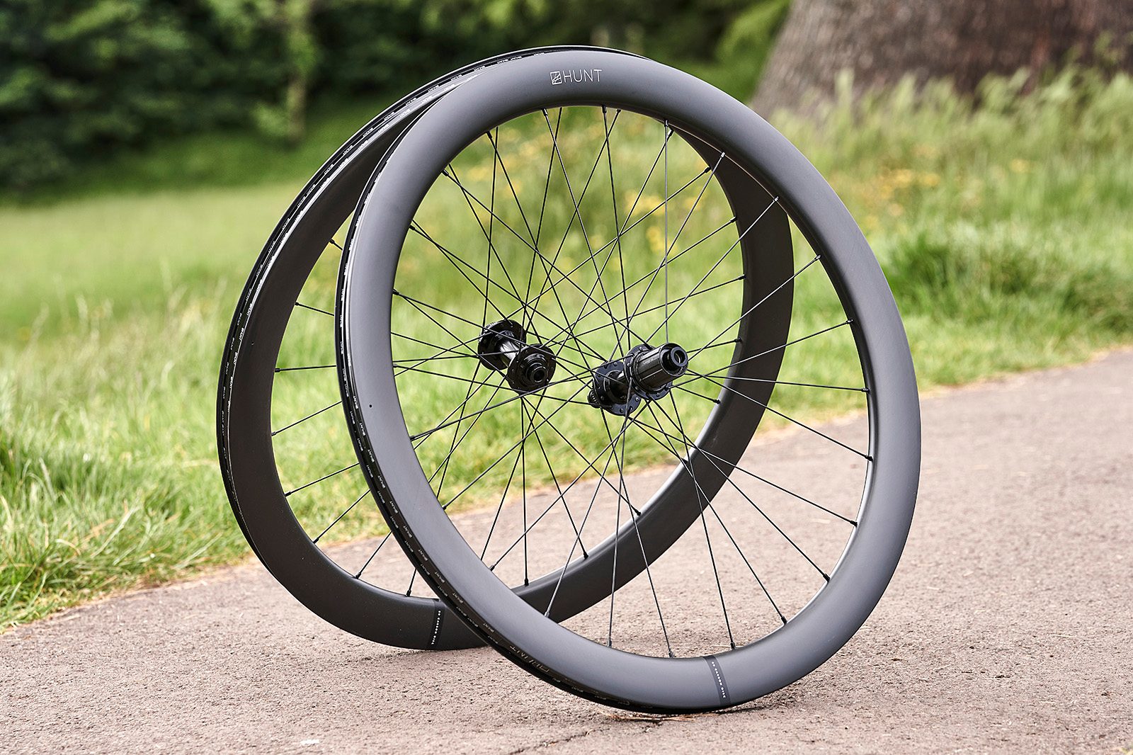 Hunt 50 Carbon Disc road bike wheelset
