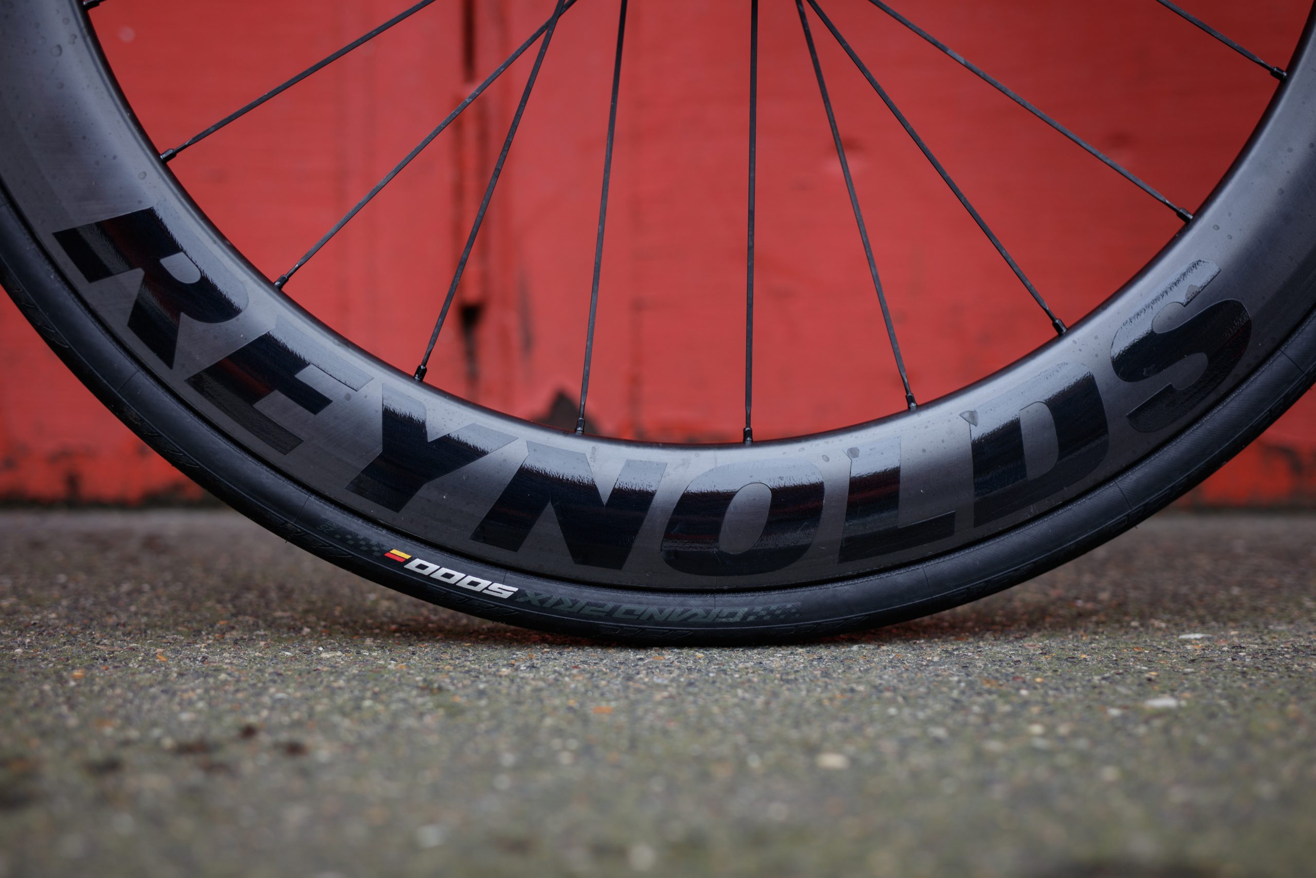 Felt AR wheels and tyres Deep section wheel and tyre on Felt AR