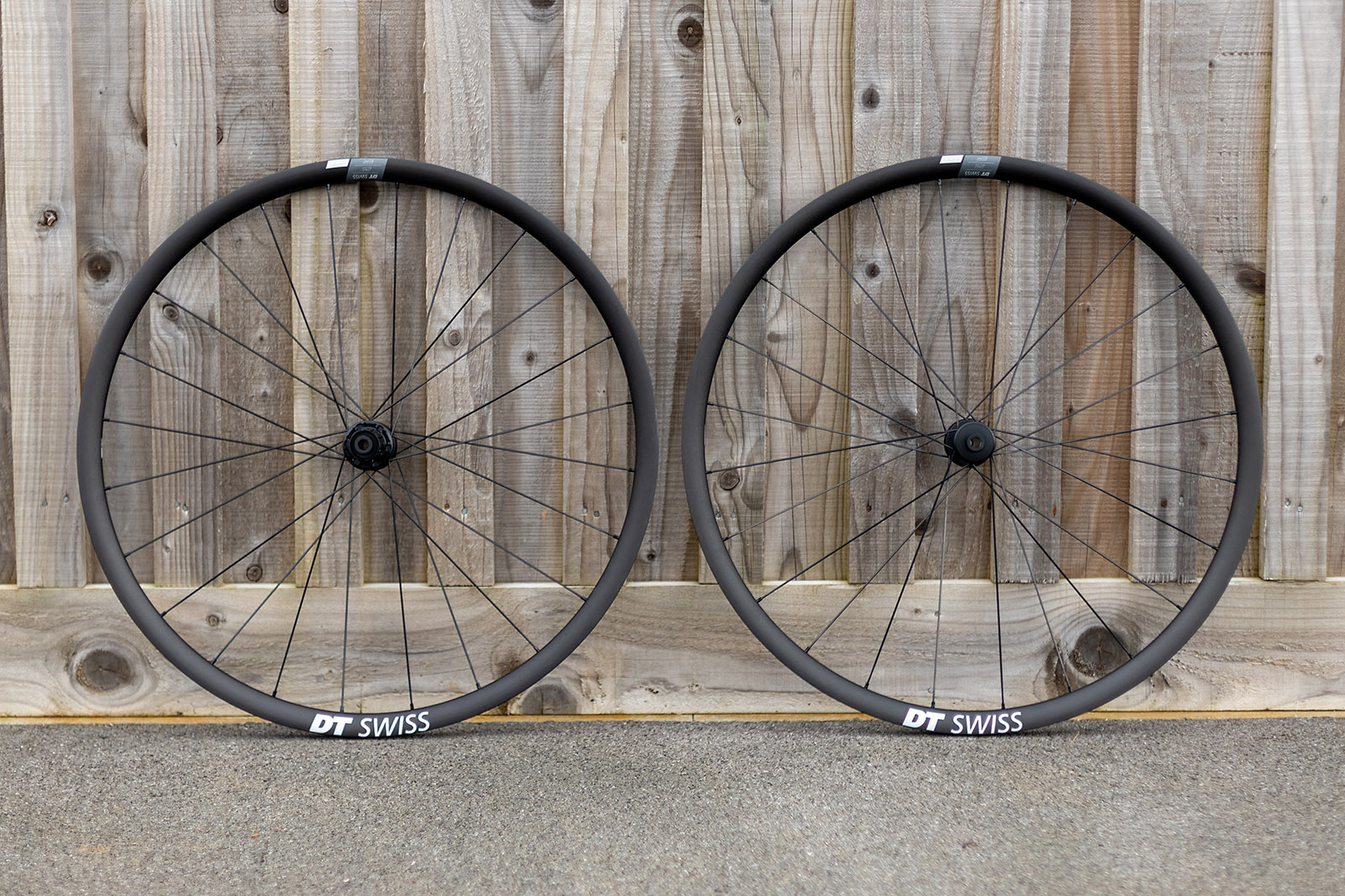 DT Swiss ER1400 Dicut wheelset for road bikes