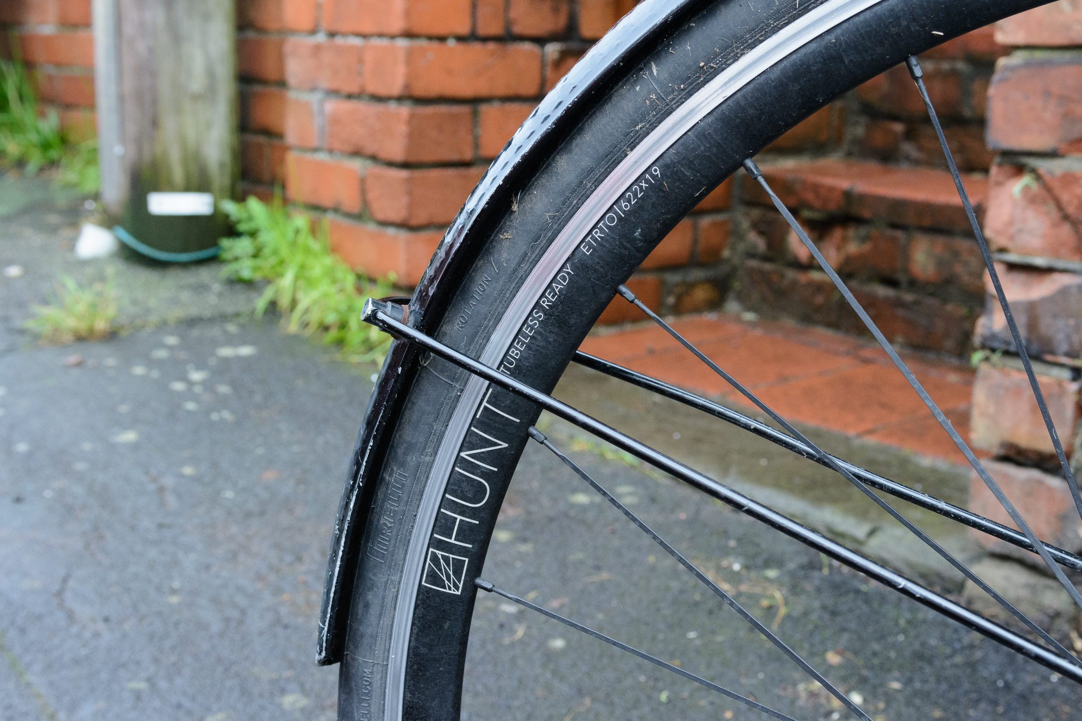 Hunt 4 Season Aero road wheelset