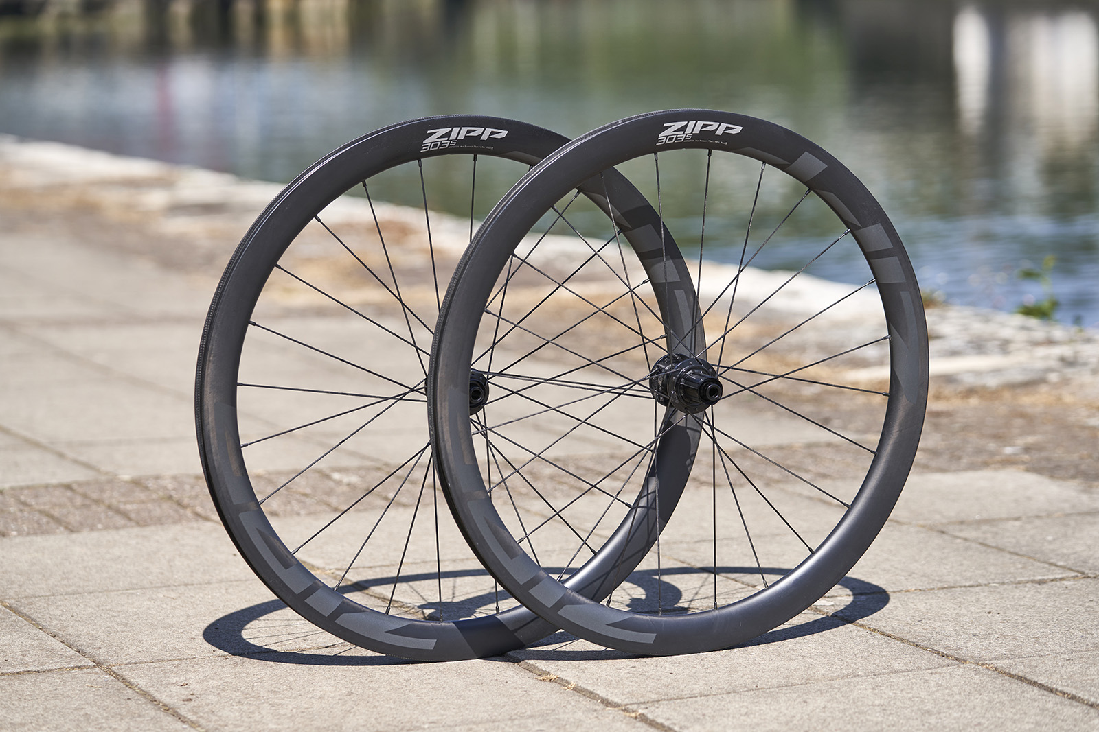 Zipp 303S road wheelset