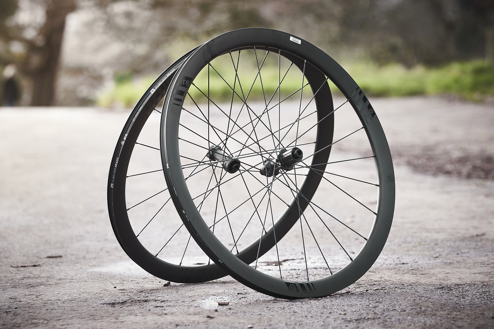 Ere Research Explorator GCR40 road bike wheelset