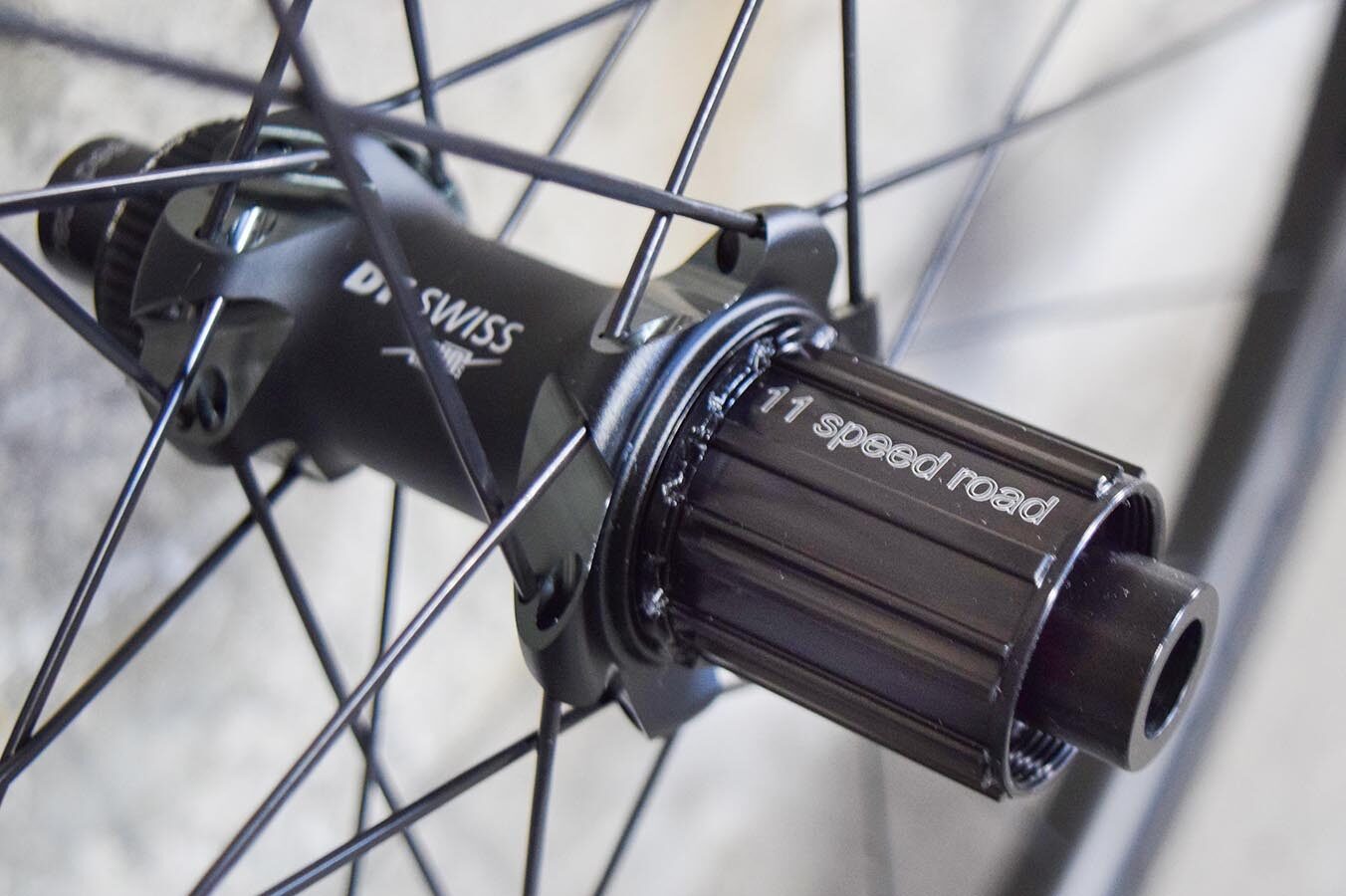 DT Swiss GRC1400 05 gravel road wheel hub
