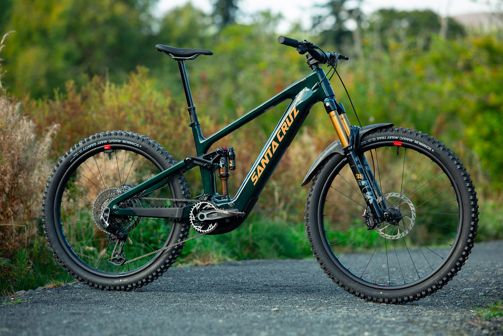 Pack shot of the Santa Cruz Vala CC X0 AXS RSV electric mountain bike