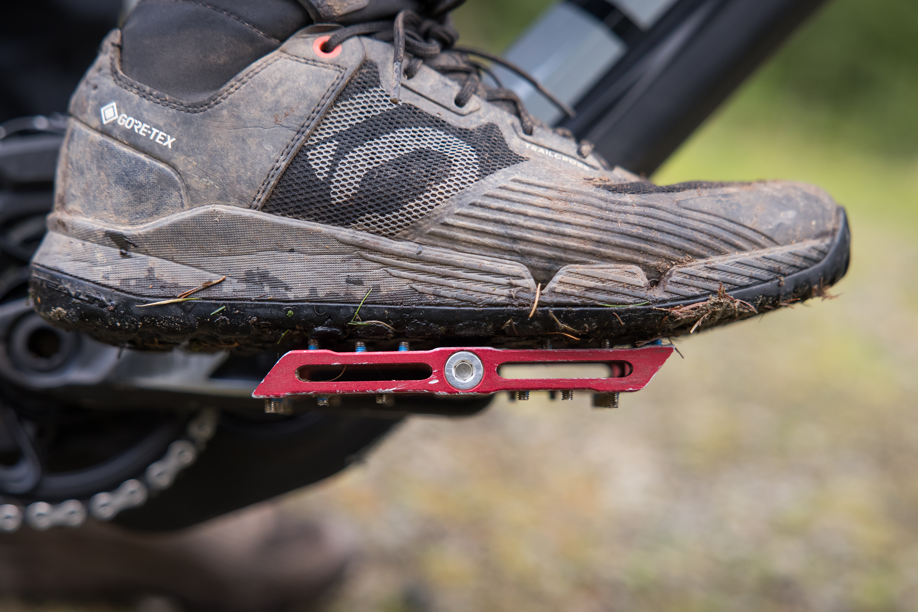 Pedaling Innvoations Catalyst One mountain bike flat pedals 2 Pedaling Innvoations Catalyst One mountain bike flat pedals
