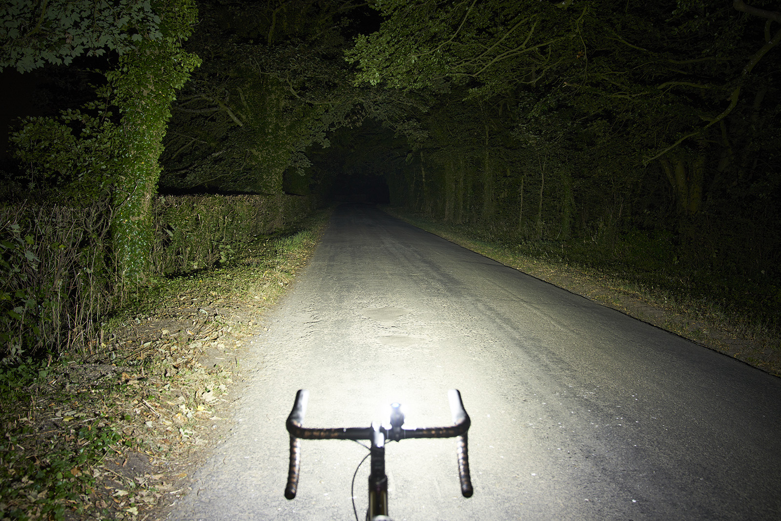 Cateye AMPP 1700 front bike light