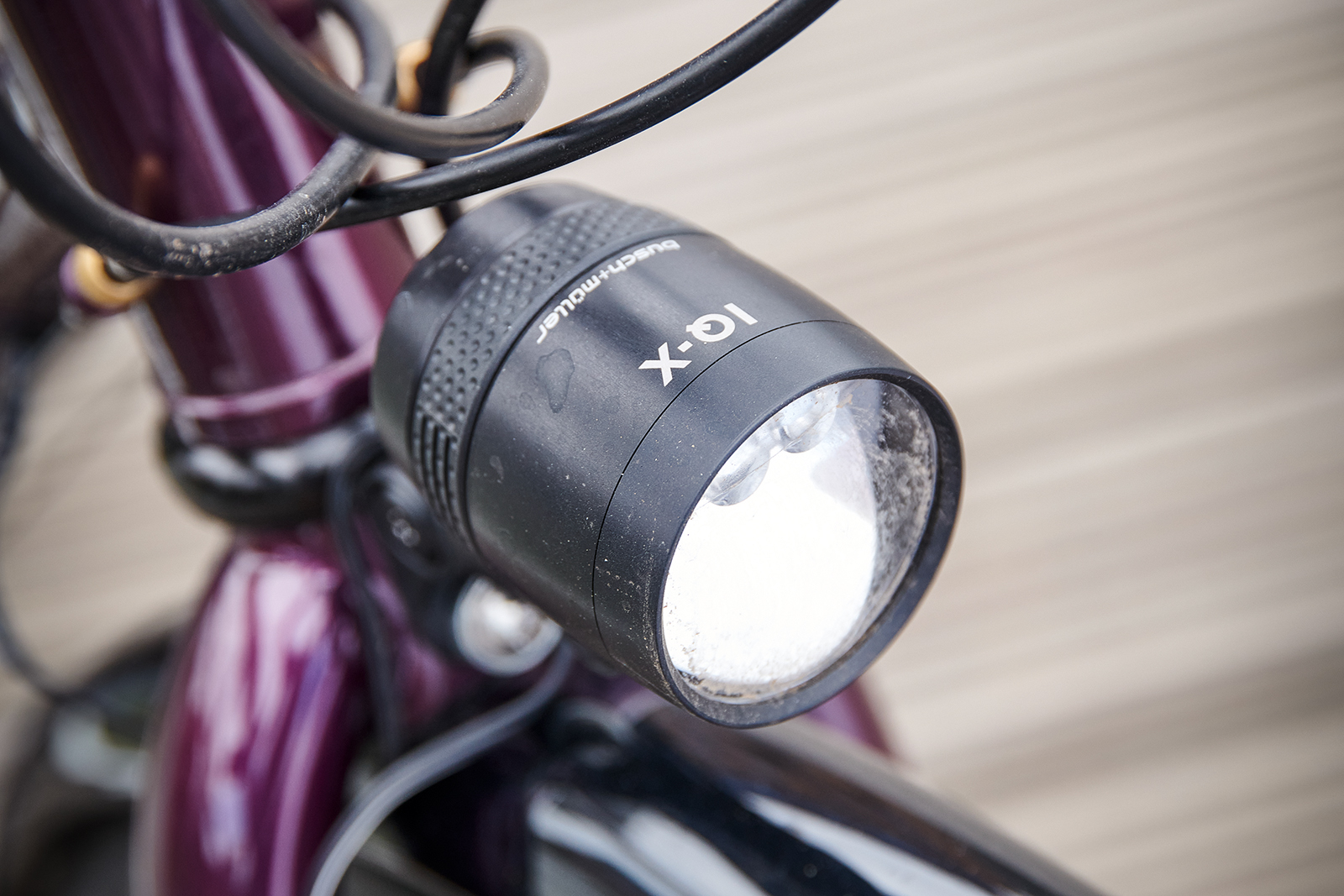 Genesis Tour de Fer 30 02 The Tour de Fer comes with front and rear dynamo lighting.