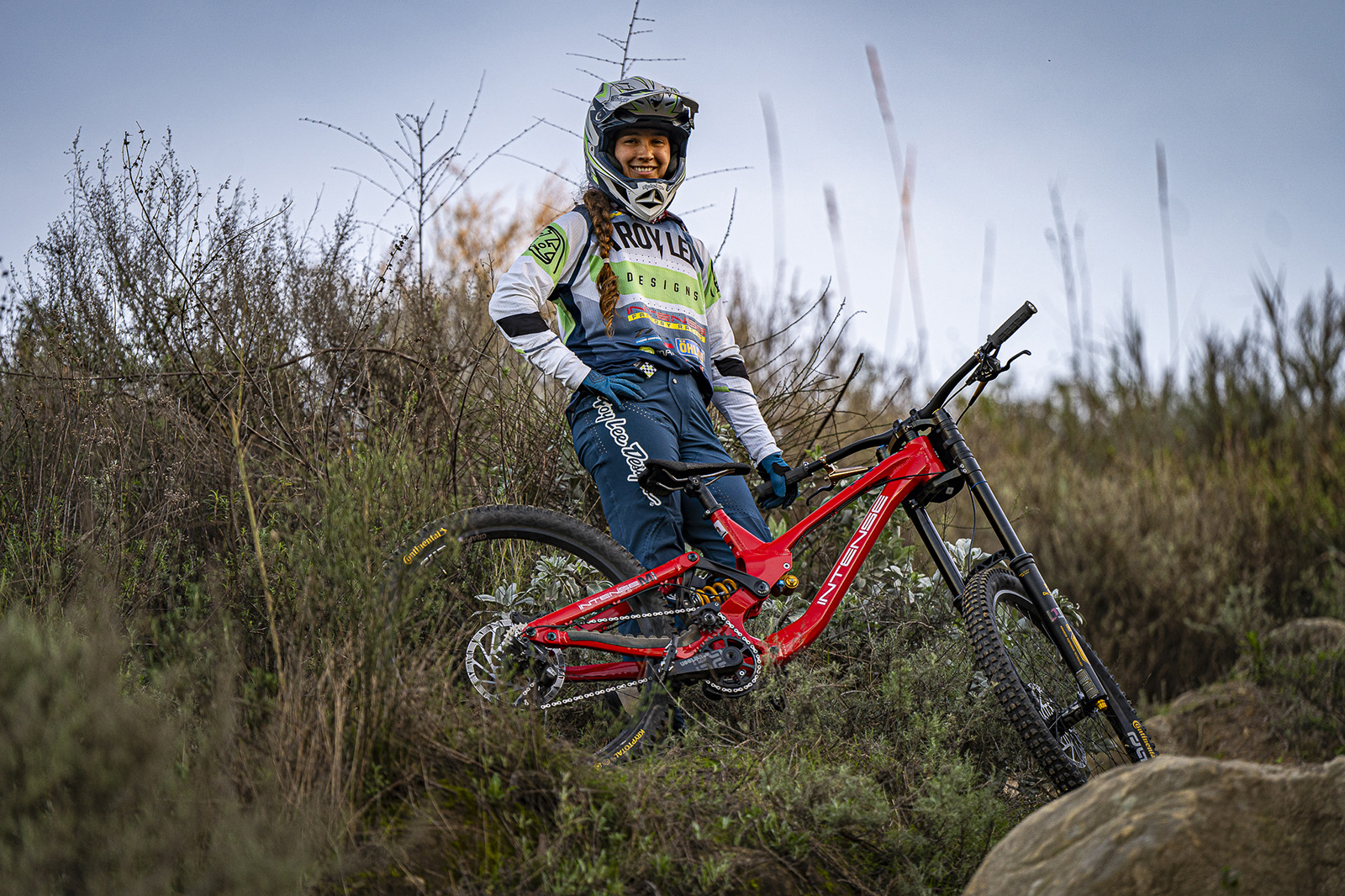 Louise Ferguson became one of the first two women to complete a Red Bull Hardline finals run.